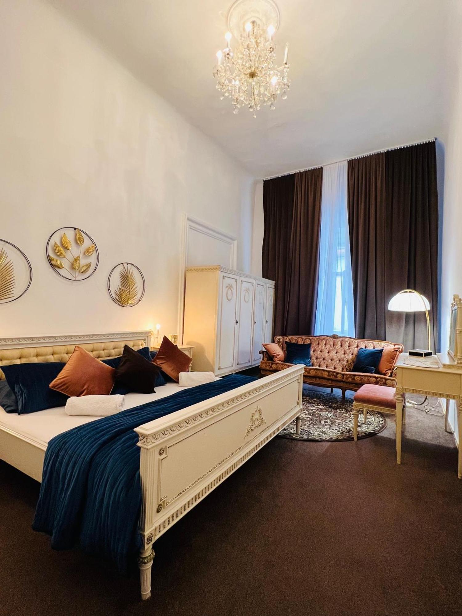 Appartement Csaky Palace Bratislava 1 Extérieur photo